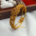 Kemp Matte Gold Bracelet - Image 3