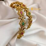 Antique Kemp Green Stone Floral - Image 3