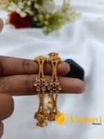 Antique Lakshmi Floral Bangle - Image 3