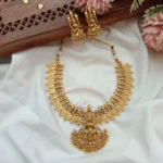 Lakshmi Antique Kasumalai Short Neck Set