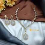 Oval Pendant with Recto Short Neck set