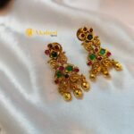 Antique Gold Polish Multi Floral Short Neck Set - Image 2