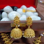 Lakshmi with Sangu Combo Neck Set - Image 3