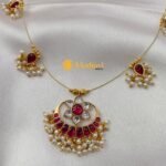 Floral Crescent Invisible Chain - Image 3