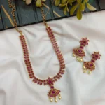 Antique Kundan Short Neck Set