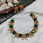 Kemp Elephant Cube cut Green Stone Neck Set