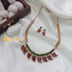 Mango Close Short Neck Set