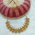 Beautiful Kemp Lakshmi Short Neck Set