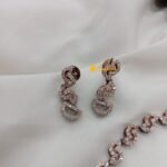 Black Metal Short Neck Set - Image 3