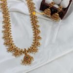 Antique Gutapusalu Long Neck Set - Image 3