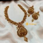 Floral Short Neck Set