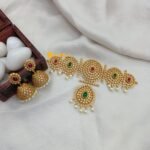 Beautiful Close Neck Choker Set