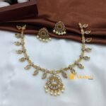 Circle Pendant with Mango Drops Short Neck Set