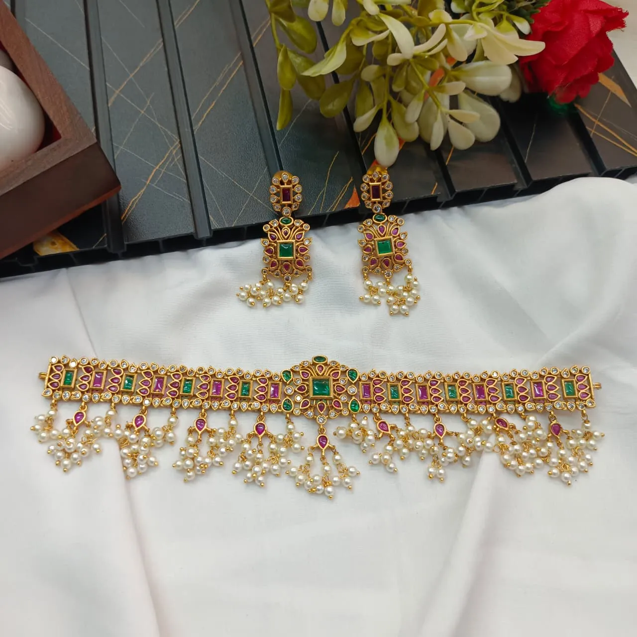 101907.1.1-1.webp Cubic Multi Guntapusalu Choker Set - Image 1