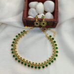 Kundan Short Neck Set