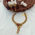 Antique Floral Kundan Short Neck Set - Image 2