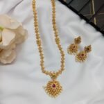 Thilak Kutapusalu Short Neck Set