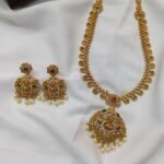 Lakshmi Long Neck Set - Image 3