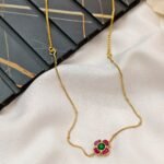 Short Chain with Floral Kundan Jadau Pendant Set - Image 2