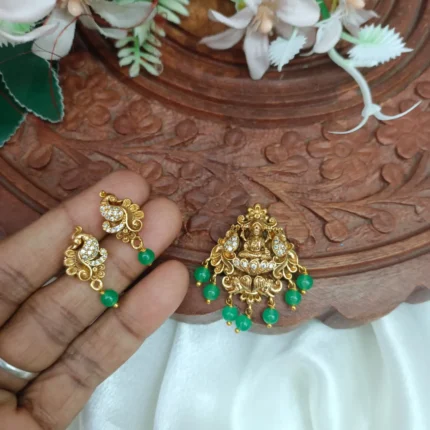 Antique Lakshmi Pendant Set