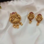 Antique Gajalakshmi Pendant Set
