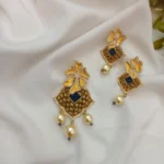 Blue Sapphire Gold Pendant Set