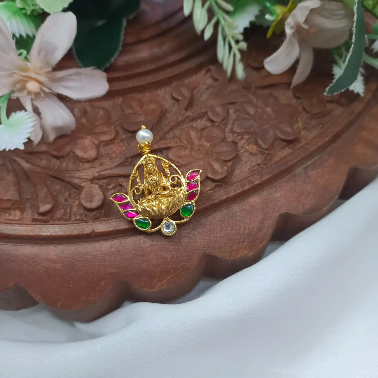 103590.1-2.webp Lakshmi Jadhu Brooch - Image 1