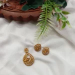 Lakshmi Pendant Set