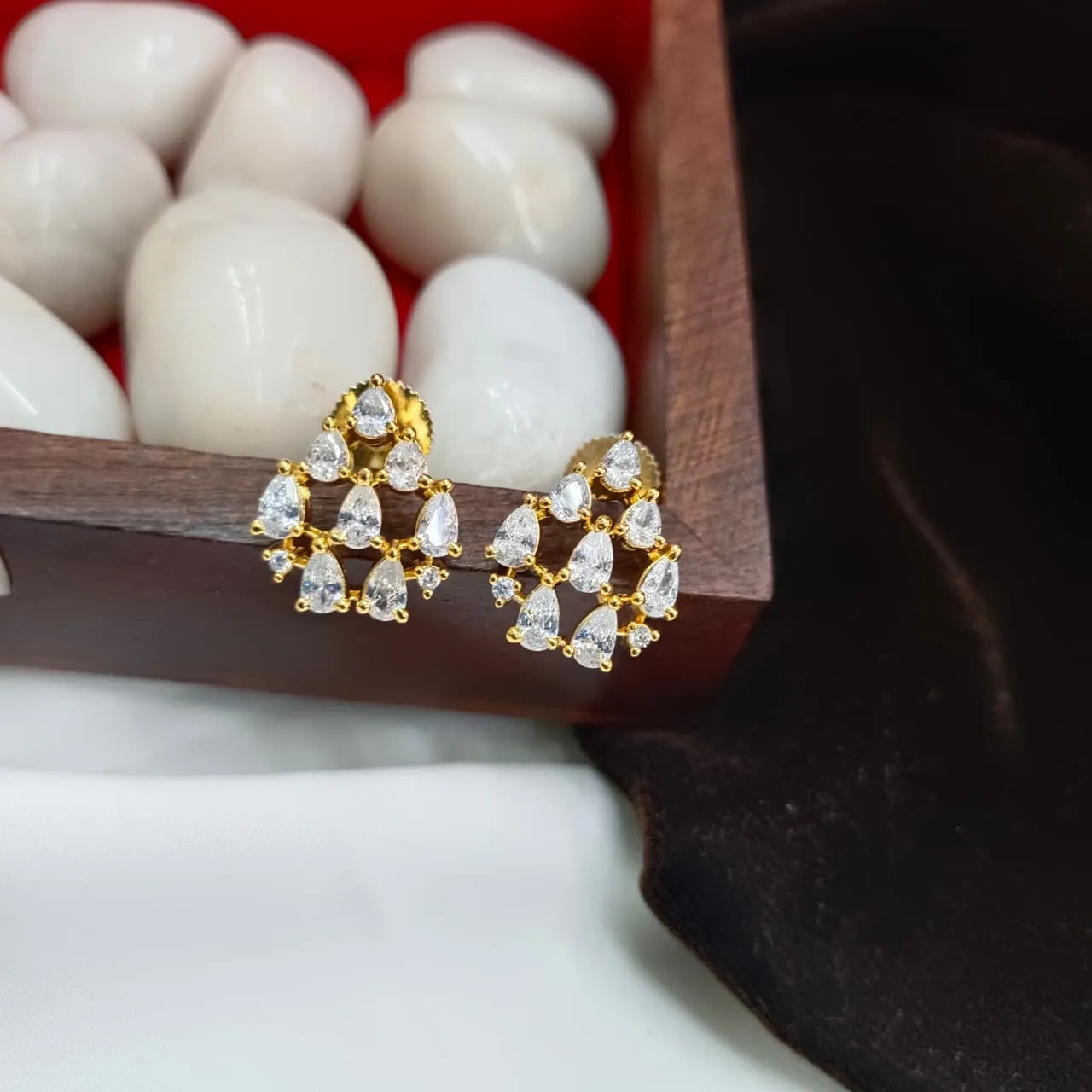 103917.1-2.webp AD Thilak Earrings - Image 1