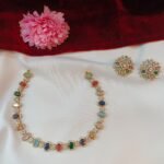 Milky Oval Stone Short Neck Set