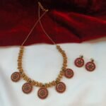 Traditional Short Neck Set