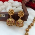 Lakshmi with Ball Chain Short Neck Set - Image 4