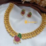Lakshmi Coin with Kemp Stone Pendant Short Neck Se