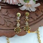 4 Petals Short Neck Set - Image 3